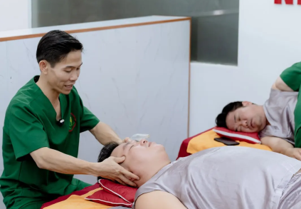 Kỹ Thuật Bấm Huyệt vùng Đầu -  Mặt